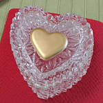 ガラスのハートの香合
